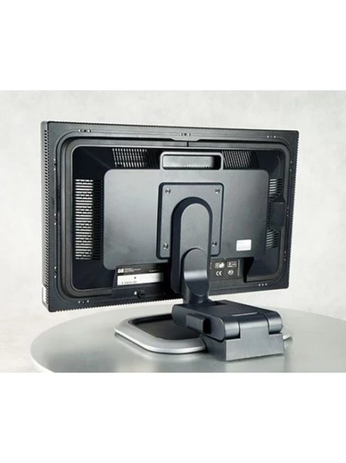 HP L2275w / 22inch / 1680 x 1050 / B /  használt monitor